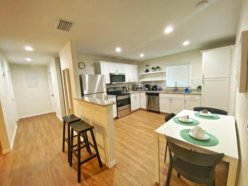 *New*Sunshine Gorgeous- 3Bd/2Ba -Private Backyard! Βίλα Port Orange Εξωτερικό φωτογραφία